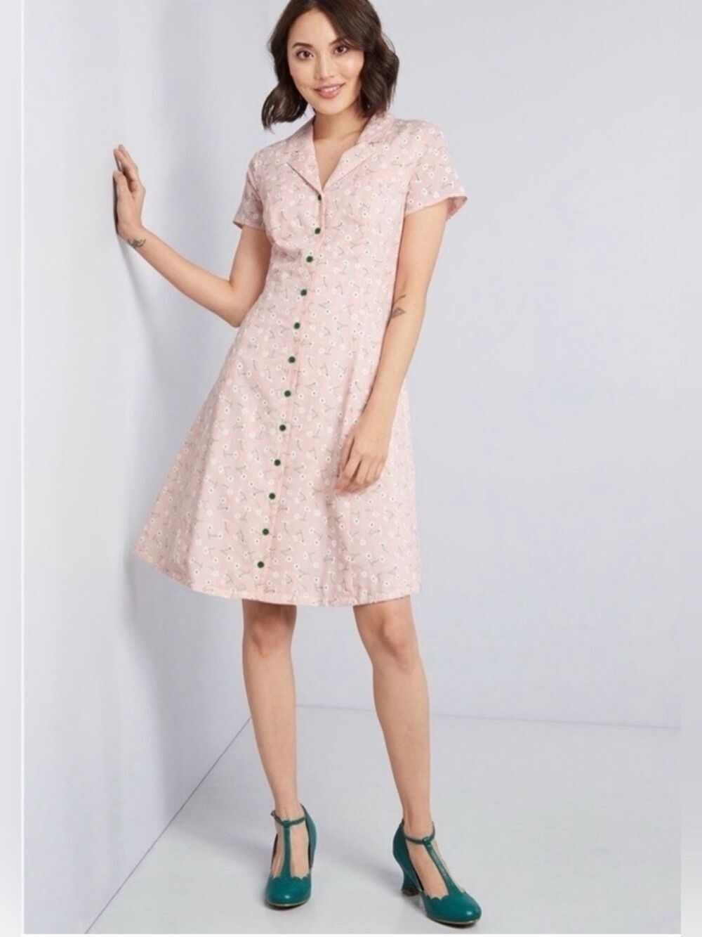 ModCloth cotton floral dress Daytime Dynamo Dress Pink Gingham White Daisy Large
